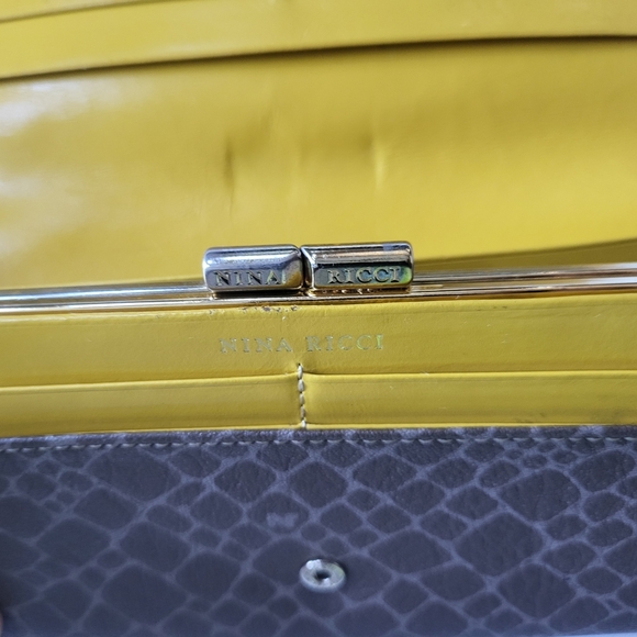 Nina Ricci Leather Printed Continental Long Wallet - Picture 9 of 14